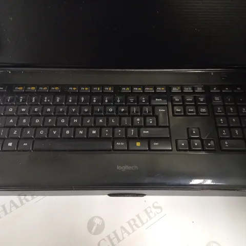 LOGITECH K800 ILLUMINATED WIRELESS KEYBOARD 