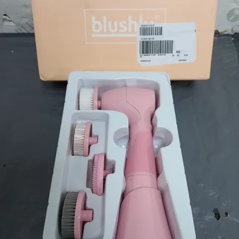 BLUSHLY CLEANSING & EXFOLIATING FACE BRUSH