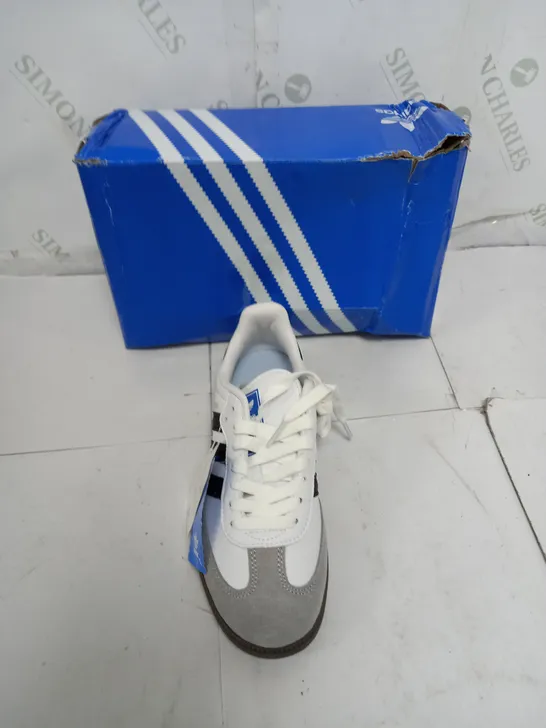 BOXED PAIR OF ADIDAS SAMBA OG UK 4 1/2