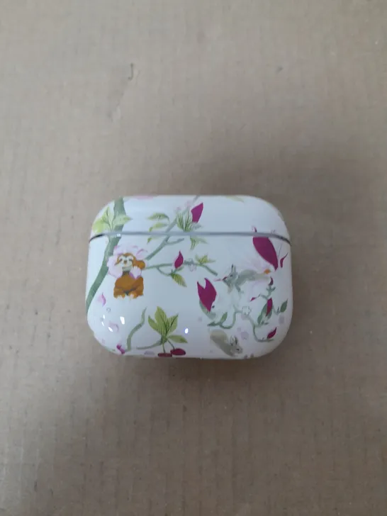 CATH KIDSTON TRUE WIRELESS EARBUDS