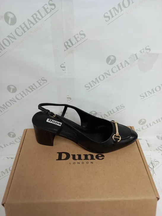 BOXED DUNE CASSIE BLACK LEATHER SNAFFLE OPEN COURT SIZE 7 