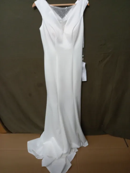 LYDIA COUTURE LUNA IVORY WEDDING DRESS - 10/12