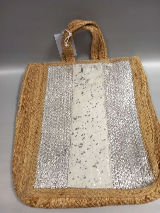 BRAND NEW BROWN PEPPER HANDBAGS JUTE SILVER HANDBAG