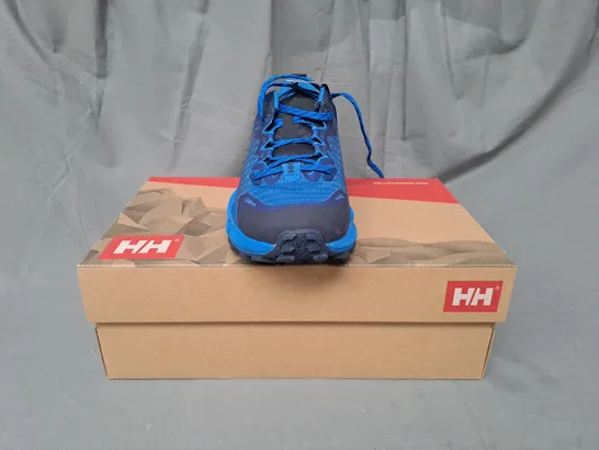 BOXED PAIR OF HELLY HANSEN SHOES IN NAVY/BLUE UK SIZE 8