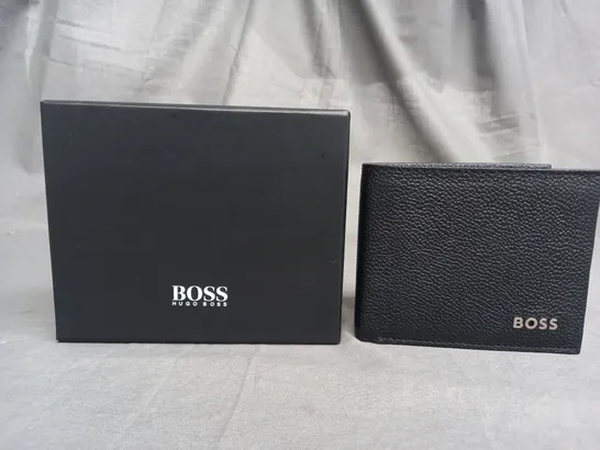 BOXED HUGO BOSS WALLET