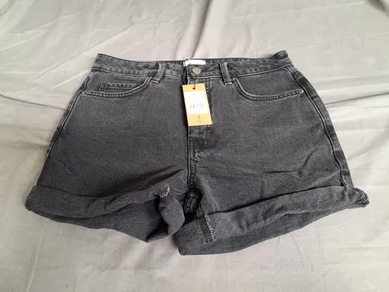 BUSH DENIM SHORTS WASHED BLACK 6