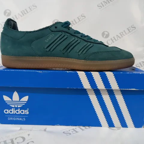 BOXED PAIR OF ADIDAS SAMBA W SHOES IN TEAL UK SIZE 6