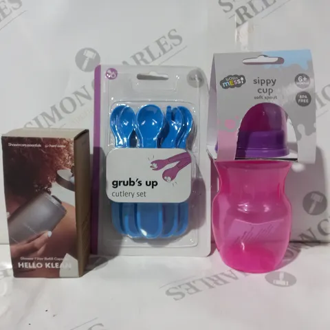 APPROXIMATELY 10 ASSORTED HOUSEHOLD ITEMS TO INCLUDE SIPPY CUP, GRUB'S UP CUTLERY SET, SHOWER FILTER REFILL CAPSULES, ETC
