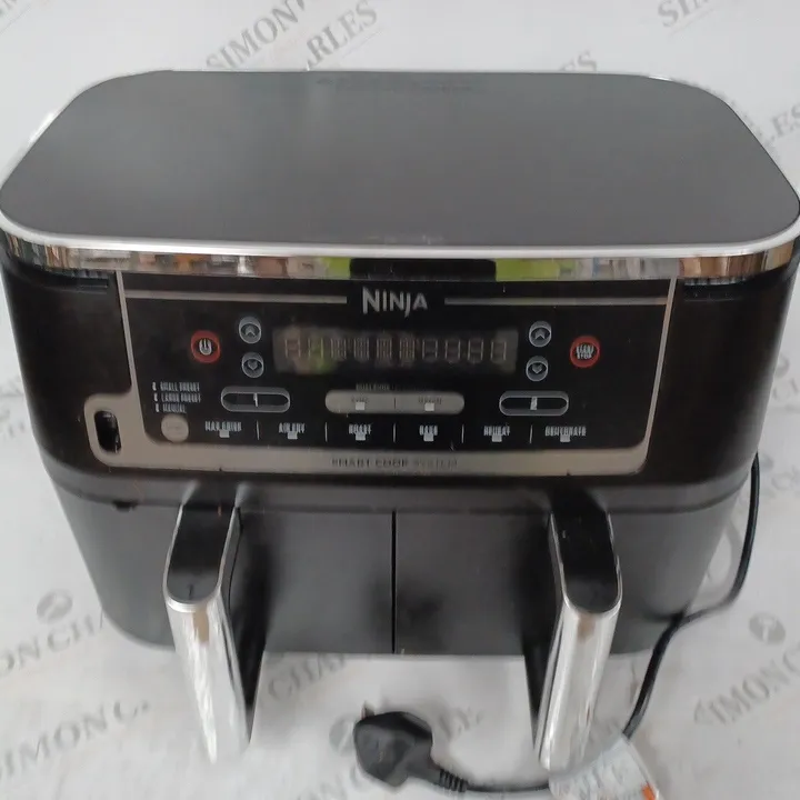 BOXED NINJA FOODI MAX DUAL ZONE AIR FRYER 4381352-Simon Charles Auctioneers