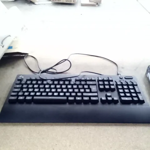 LOGITECH G213 WIRED KEYBOARD 