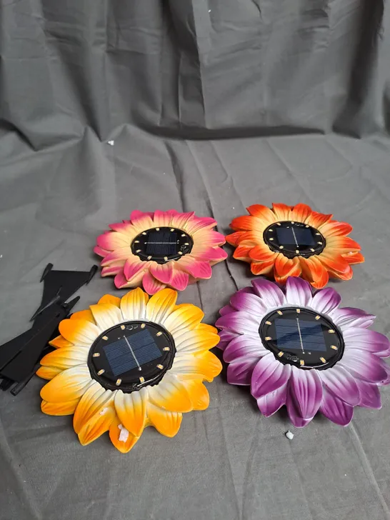 BOXED OUTLET GARDEN REFLECTIONS SET OF 4 SOLAR FLOWER DISC LIGHTS