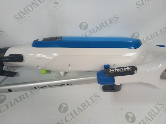 SHARK KLIK AND FLIP STEAM MOP 