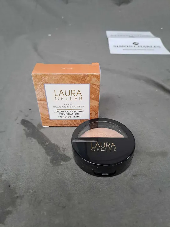 LAURA GELLER COLOUR CORRECTING FOUNDATION MEDIUM 9G