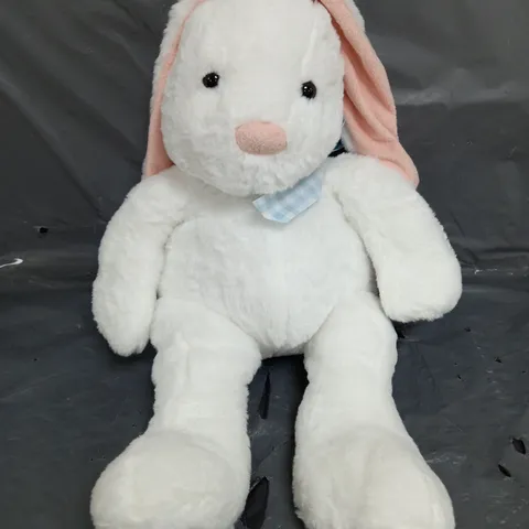 LOT OF APPROXIMATELY 6 EASTER CUDDLY BUNNIES IN WHITE