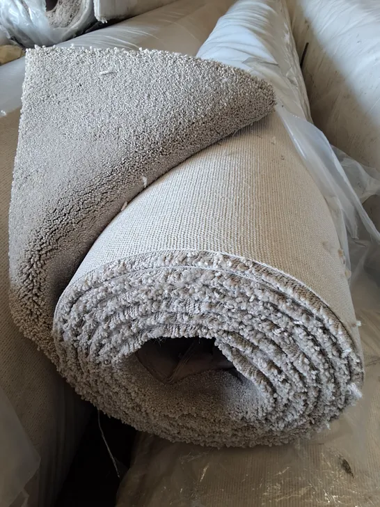 QUALITY ROLLED HEARTLAND KEMPSE CARPET IN KEMPSEY - 4.4 X 5M