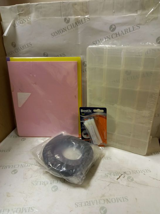 LOT OF 4 ASSORTED HOUSEHOLD ITEMS TO INCLUDE POLYESTER BRAID, GLUE GUN STICKS, COMPARTMENT BOX & NEOPRENE SHEETS