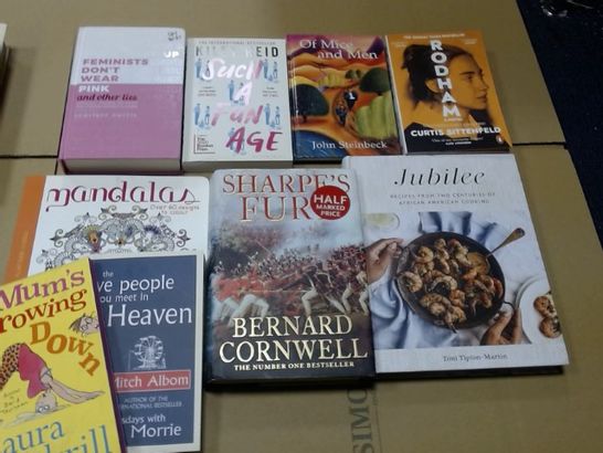 LOT OF ASSORTED BOOKS TO INCLUDE JUBILEE COOKBOOK, SHARPES HAVOC AND BERNARD CORNWALL