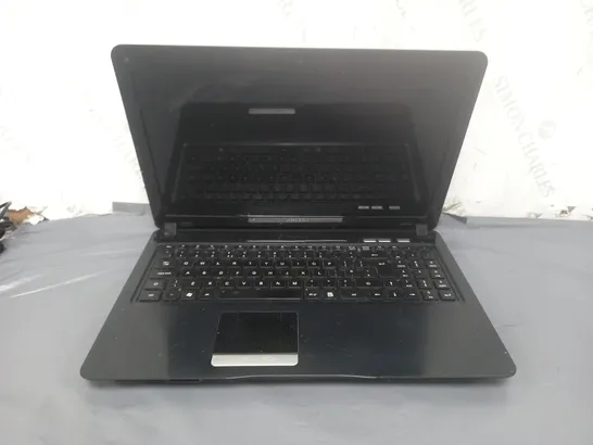 ADVENT MODENA 15 INCH CELERON DUAL-CORE T3100 1.90GHZ