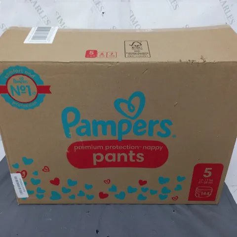 BOXED PAMPERS SET OF 144 SIZE 5 PANTS