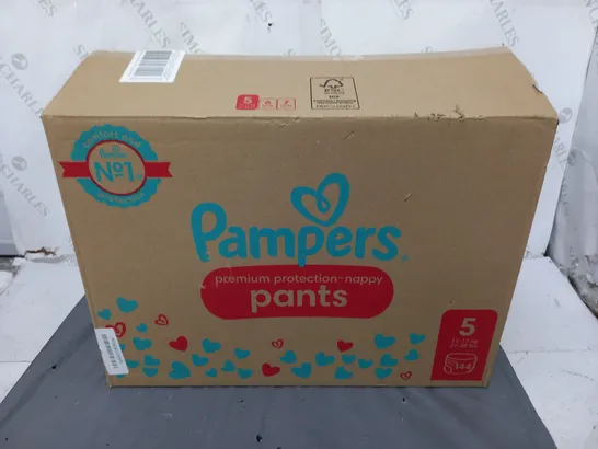 BOXED PAMPERS SET OF 144 SIZE 5 PANTS