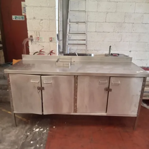 COMMERCIAL KITCHEN FOOD PREP WORK STATION 