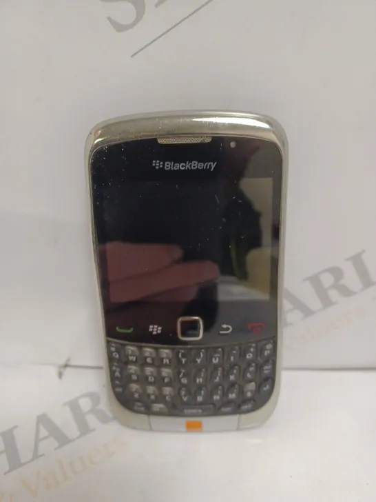 BLACKBERRY CURVE MOBILE PHONE 