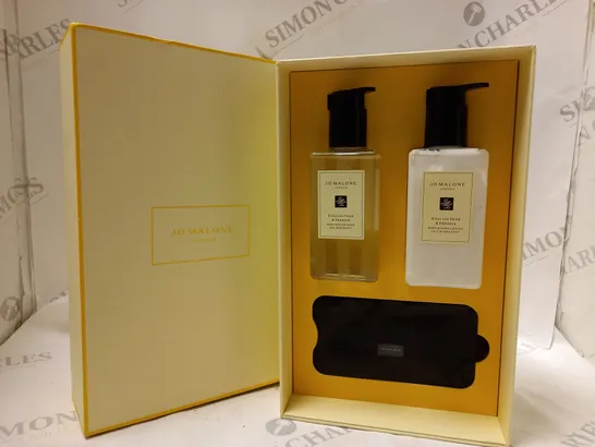 BOXED JO MALONE ENGLISH PEAR & FREESIA HAND & BODY CARE COLLECTION SET 