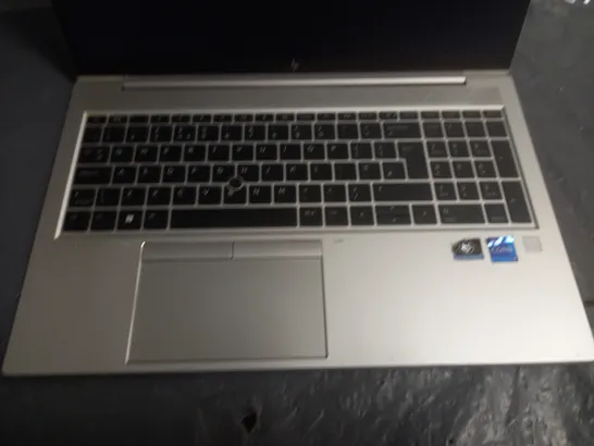 UNBOXED HP ELITEBOOK INTEL CORE I7 LAPTOP - AX201NGW