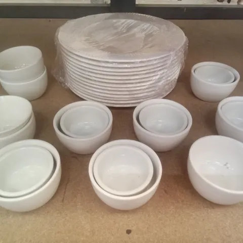 BOX OF CROCKERY INCLUDING 19 CUPS & 13 PLATES