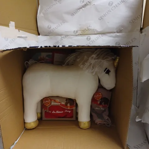 BOXED MINI LE MIEUX PONY AND GROOMING KIT 