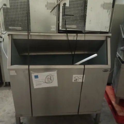 COMMERCIAL FOLLETT ICE MAKER WITH VENTILATION 