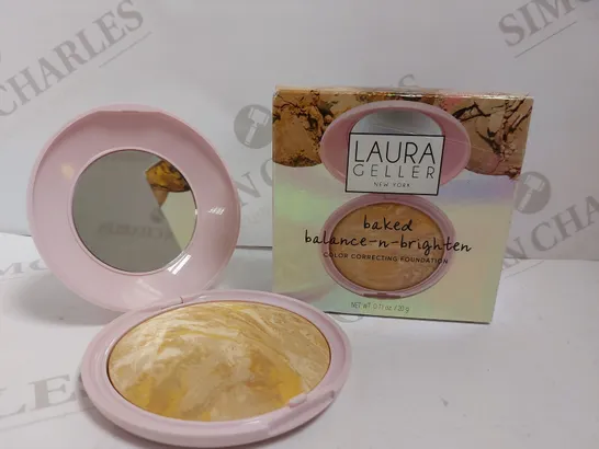 LAURA GELLAR BAKED BALANCE-N-BRIGHTEN COLOUR CORRECTION FOUNDATION