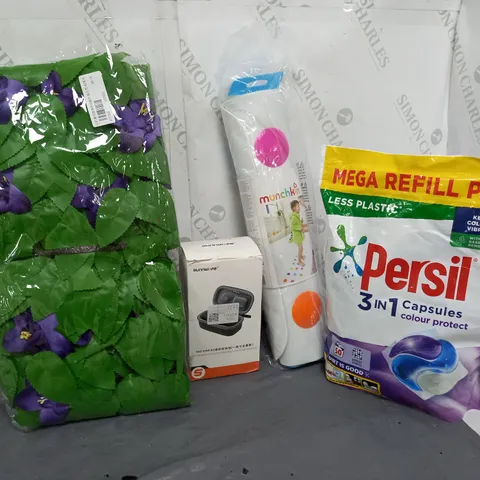 APPROXIMATELY 20 ASSORTED HOUSEHOLD ITEMS PERSIL CASPULES, MUNCHKIN BATH MAT, FLORAL WALL DECOR, ETC