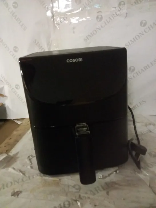 COSORI ELECTRIC HOT AIR FRYER 