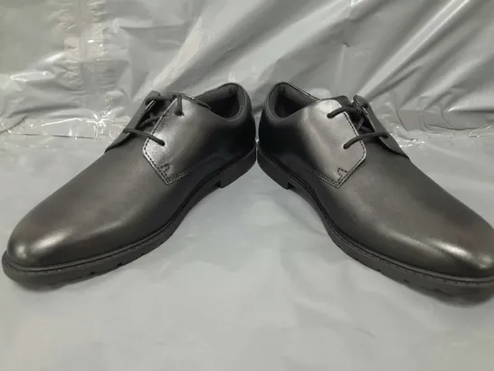 BOXED PAIR OF CLARKS SCALA LOOP Y SHOES IN BLACK UK SIZE 7