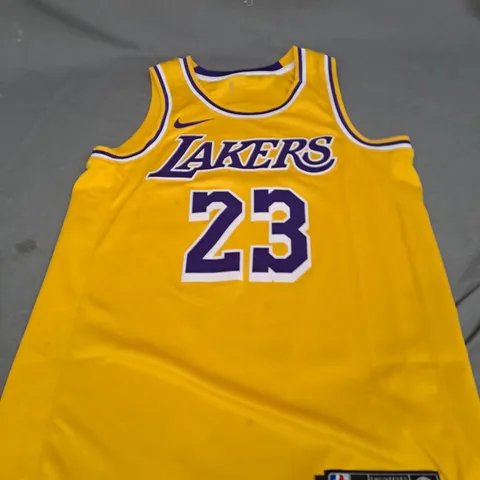 NIKE LA LAKERS JERSEY WITH JAMES 23 SIZE M