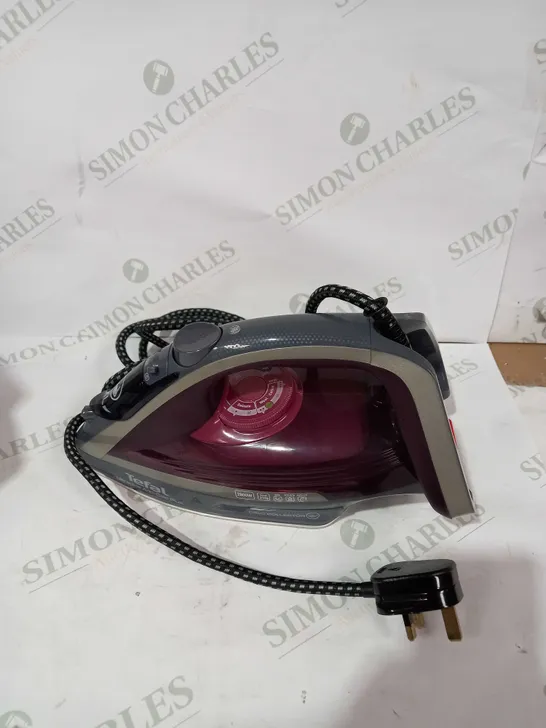 TEFAL ANTI-CALC ULTRA GLIDE STEAM IRON 