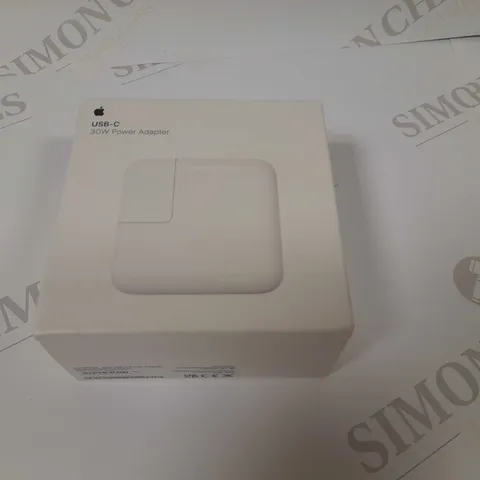 2 APPLE USB-C 30W POWER ADAPTERS