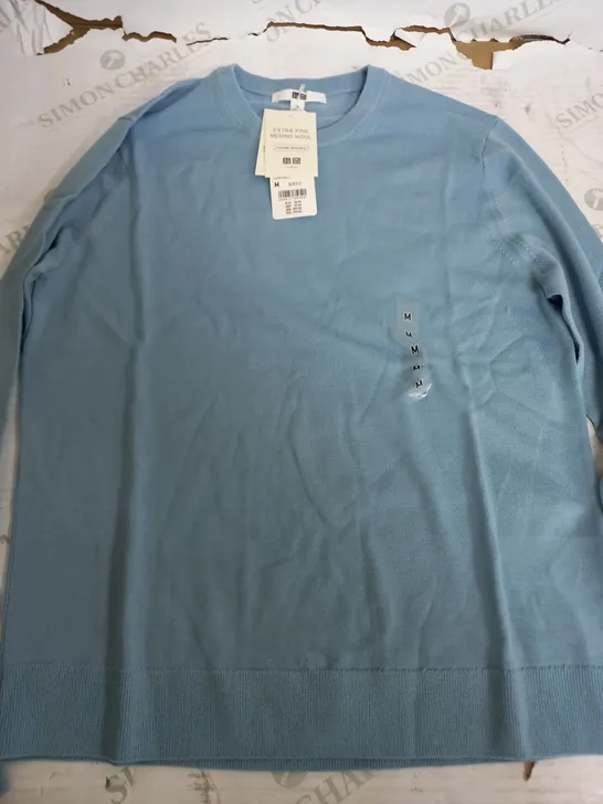 UNIQLO LIGHT BLUE JUMPER - MEDIUM