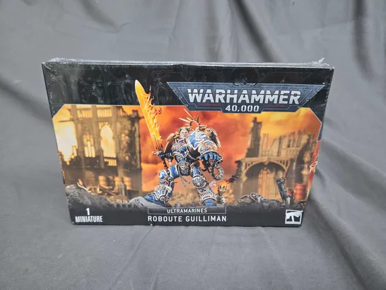 BOXED AND SEALED WARHAMMER 40,000 ULTRAMARINES - ROBOUTE GUILLIMAN