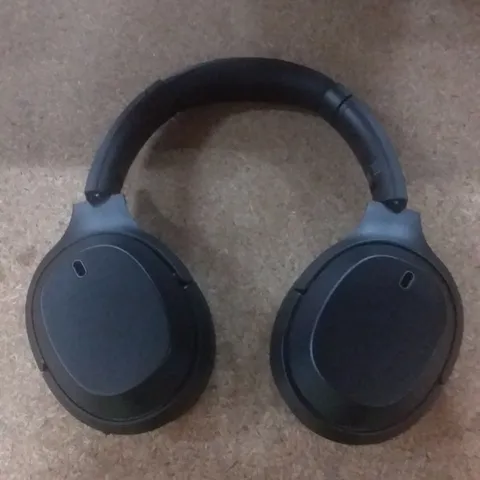 LINDY BNX-80 WIRELESS NOISE CANCELLING HEADPHONES