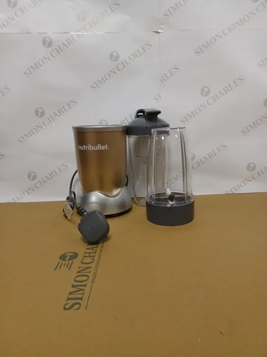 NUTRIBULLET 900W BLENDER CHAMPAGNE MULTI-FUNCTION SMOOTHIE MAKER