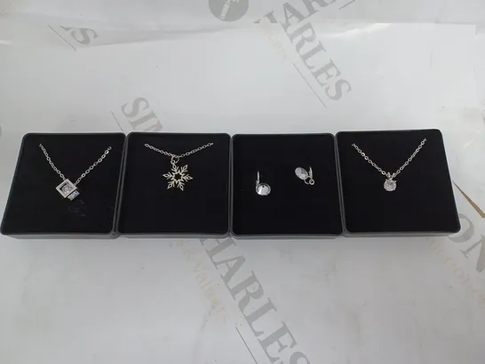 4 X BOXED CLEAR CRYSTAL JEWELLERY PRODUCTS IN VARIOUS DESIGNS	