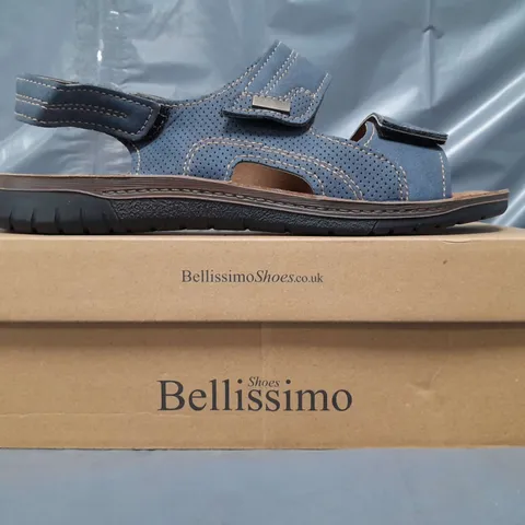 BOXED PAIR OF BELLISSIMO OPEN TOE SANDALS IN BLUE SIZE 5