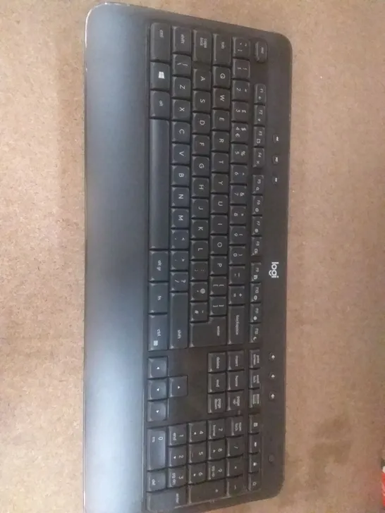 LOGITECH MK540 WIRELESS KEYBOARD