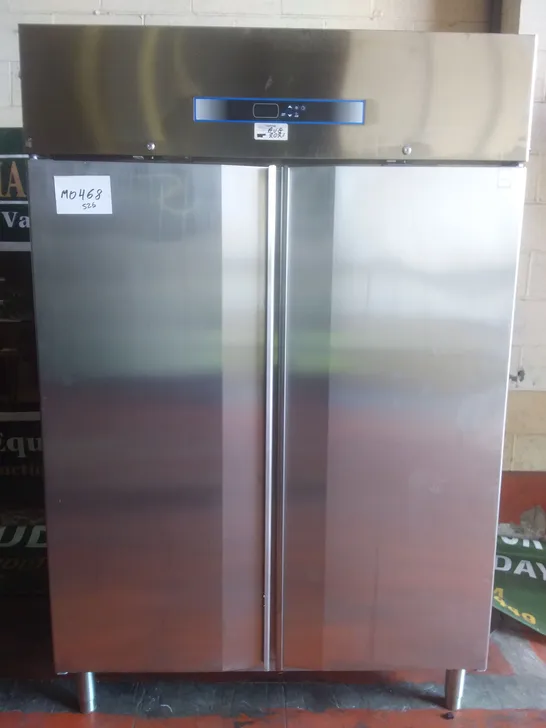 LARGE DISPLAY FRIDGE 