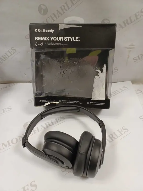 SKULLCANDY CASSETTE WIRELESS ON EAR HEADPHONES 