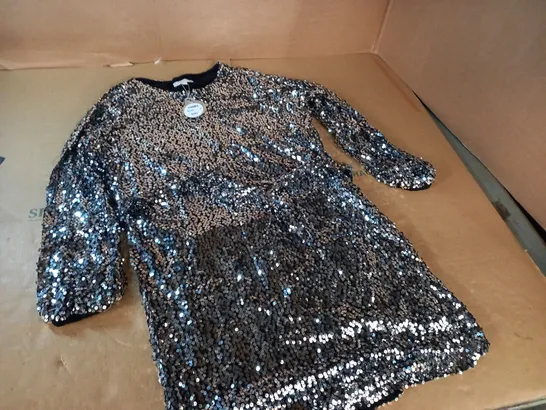 APRICOT SILVER SEQUIN DRESS - 14