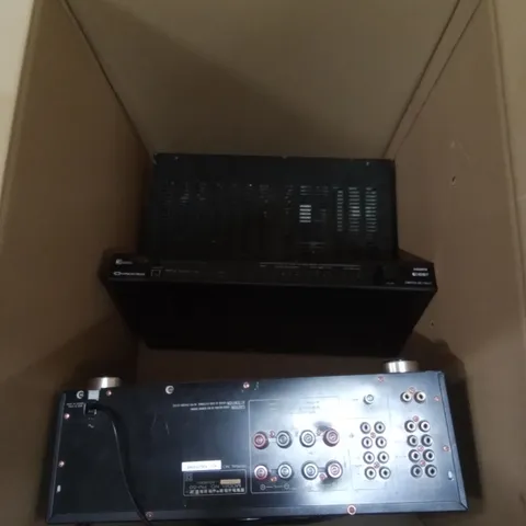 BOX OF 3 AMPLIFIERS 