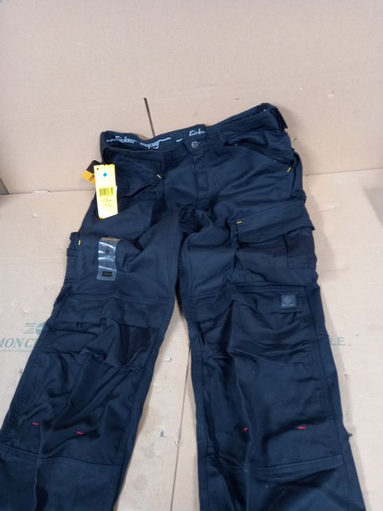 SNICKERS WORKWEAR BLACK TROUSERS - SIZE 048	